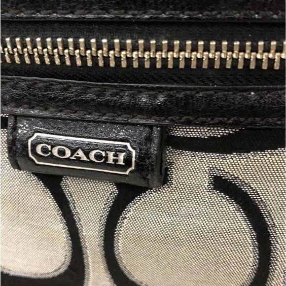 Coach Daisy Signature Moonlight Gray Hobo With Black Leather Trim - Picture 3 of 6